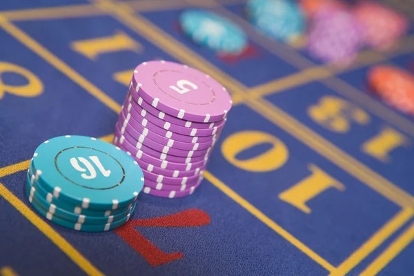 Push Gaming bonus round activation with free spins and multiplier display